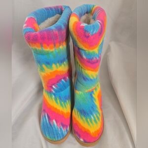 BeePosh By Melissa & Doug Plush Rainbow Tie Dye Slipper Boots Youth